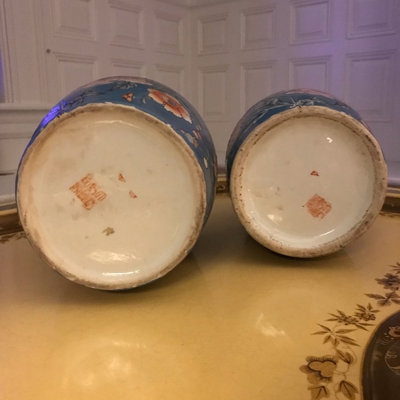 13.75” VTG Salamander Vase - Macau Chinese Porcelain - Picture 12 of 16